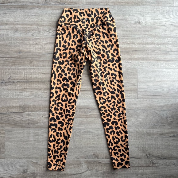 Balance athletica / vitality king cheetah ascend leggings xs - Picture 5 of 7